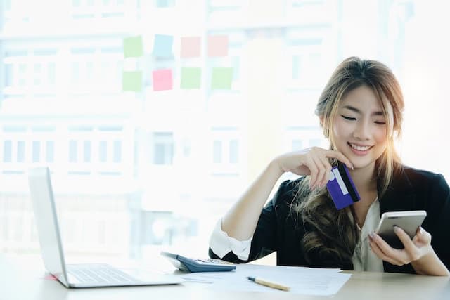 7 tips kelola uang anti bokek di tanggal tua