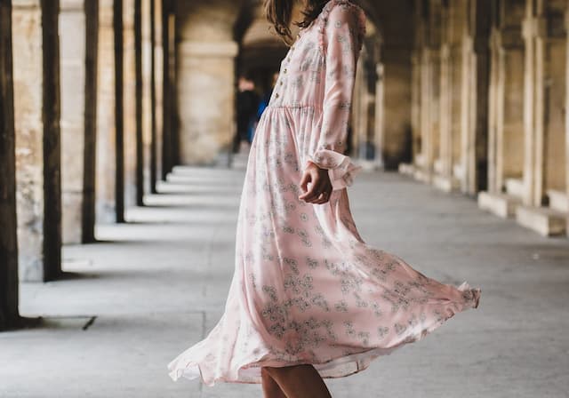 Yuk Kenali 11 Jenis Kain Yang Nyaman Untuk Dress Wanita