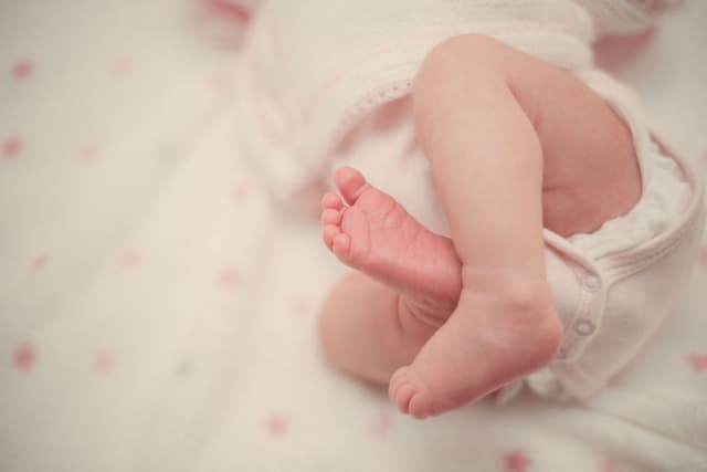 10 popok bayi baru lahir terbaik yang harus Ibu tahu
